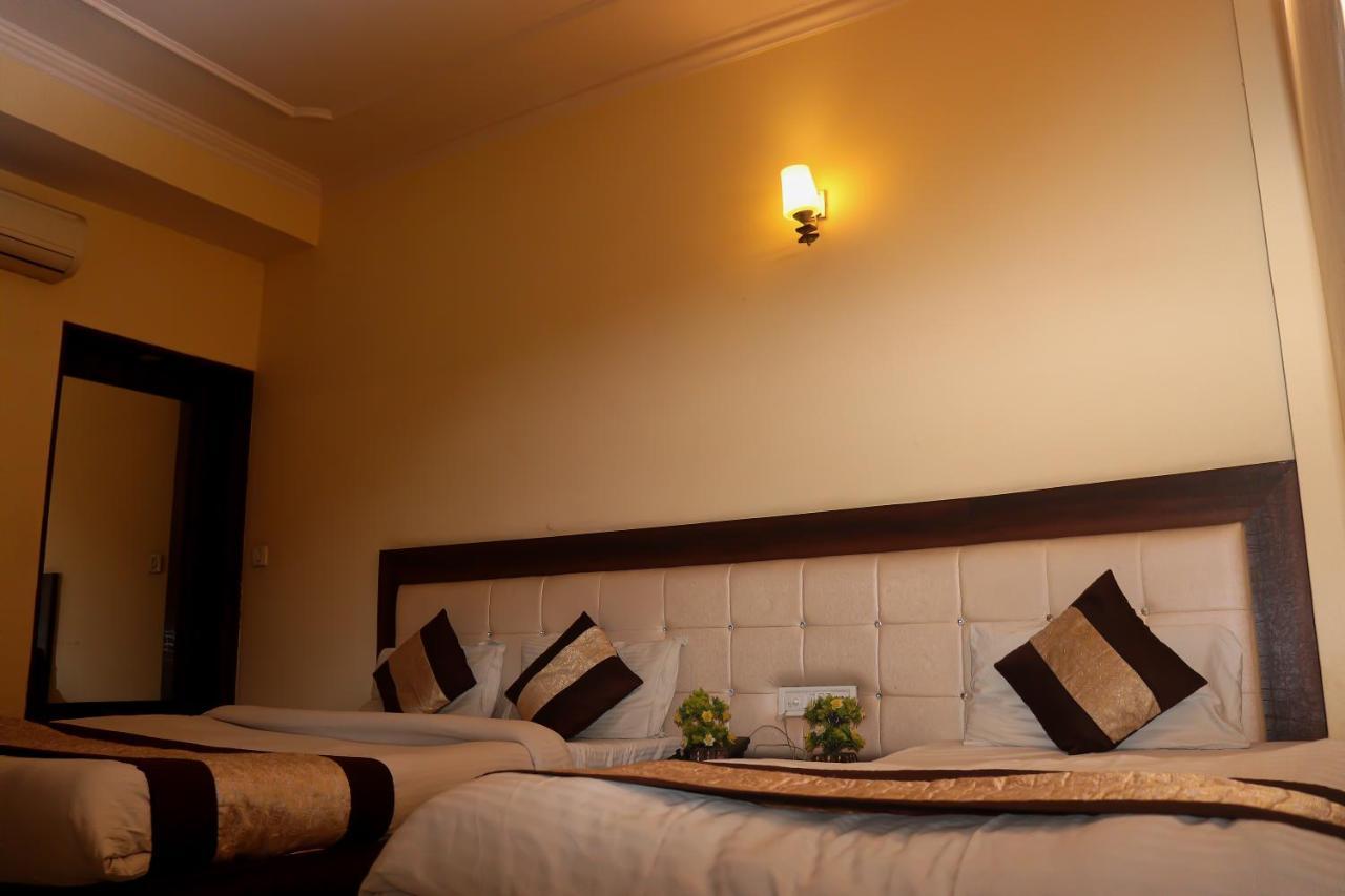 Silver Shine New Delhi - Comfort Stay Екстериор снимка