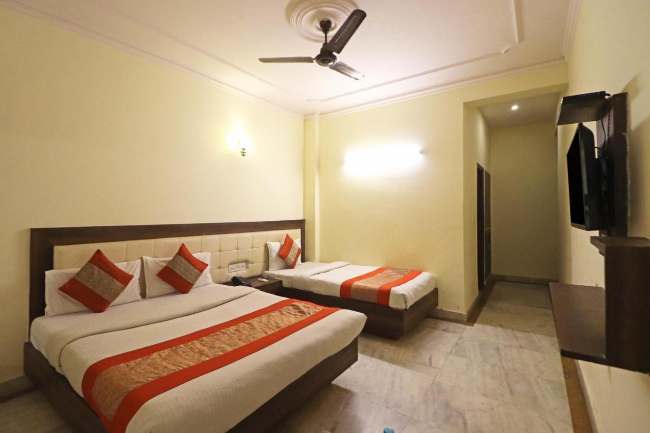 Silver Shine New Delhi - Comfort Stay Екстериор снимка