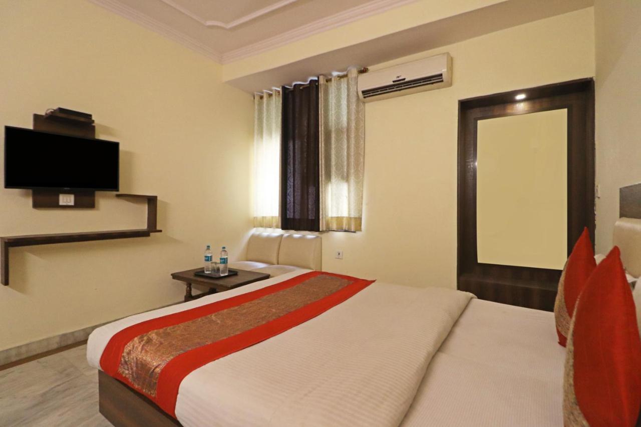 Silver Shine New Delhi - Comfort Stay Екстериор снимка