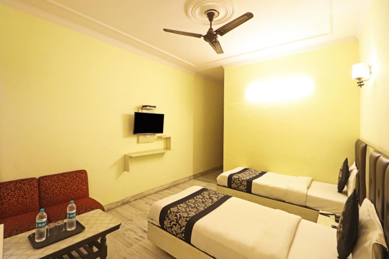 Silver Shine New Delhi - Comfort Stay Екстериор снимка