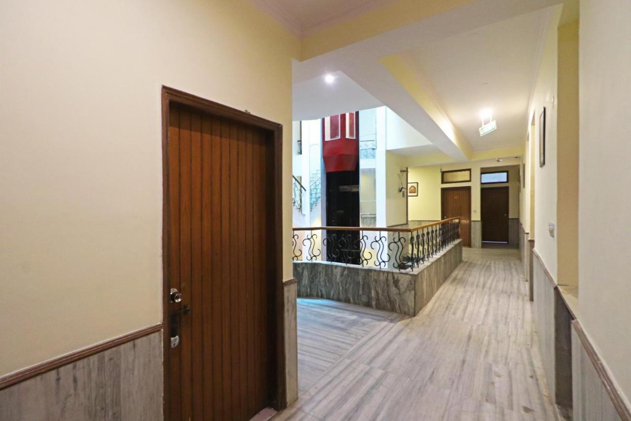 Silver Shine New Delhi - Comfort Stay Екстериор снимка