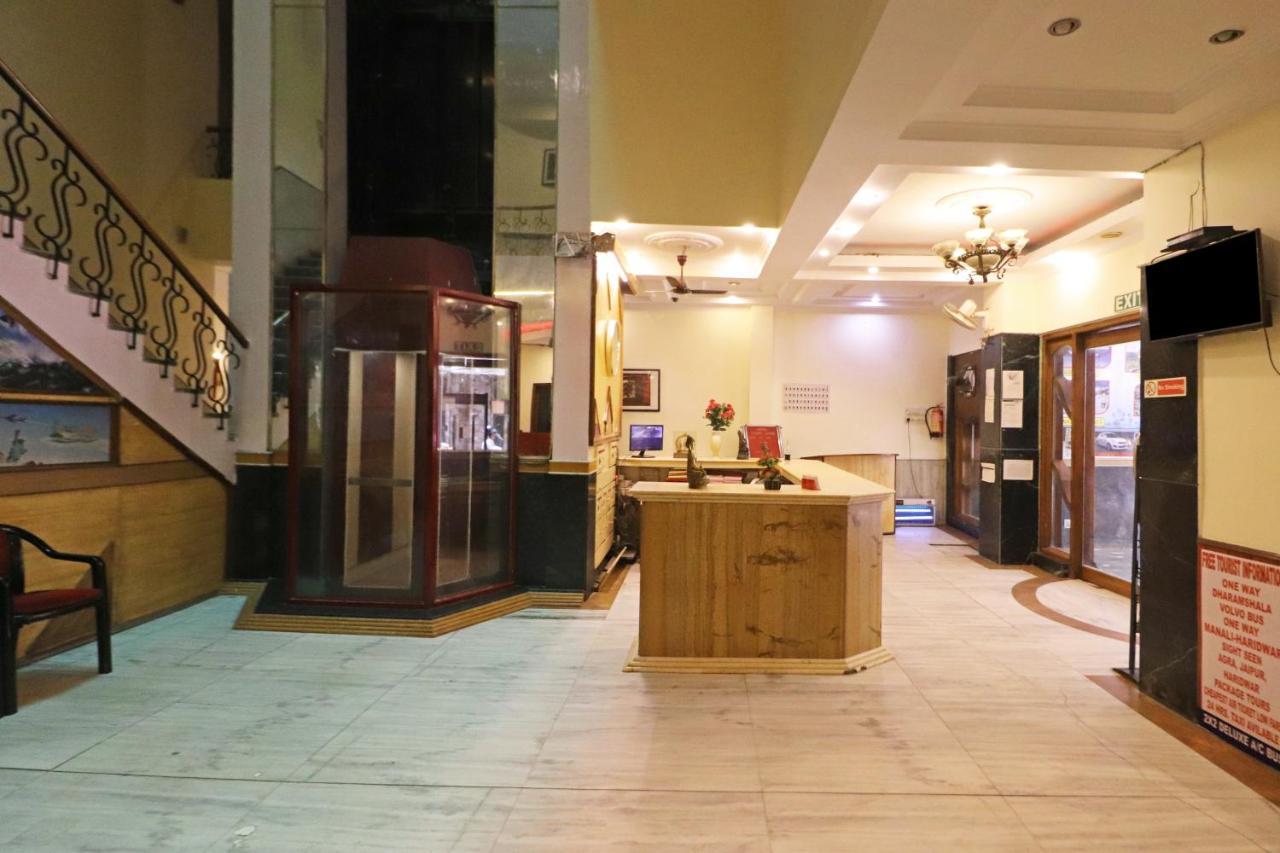 Silver Shine New Delhi - Comfort Stay Екстериор снимка