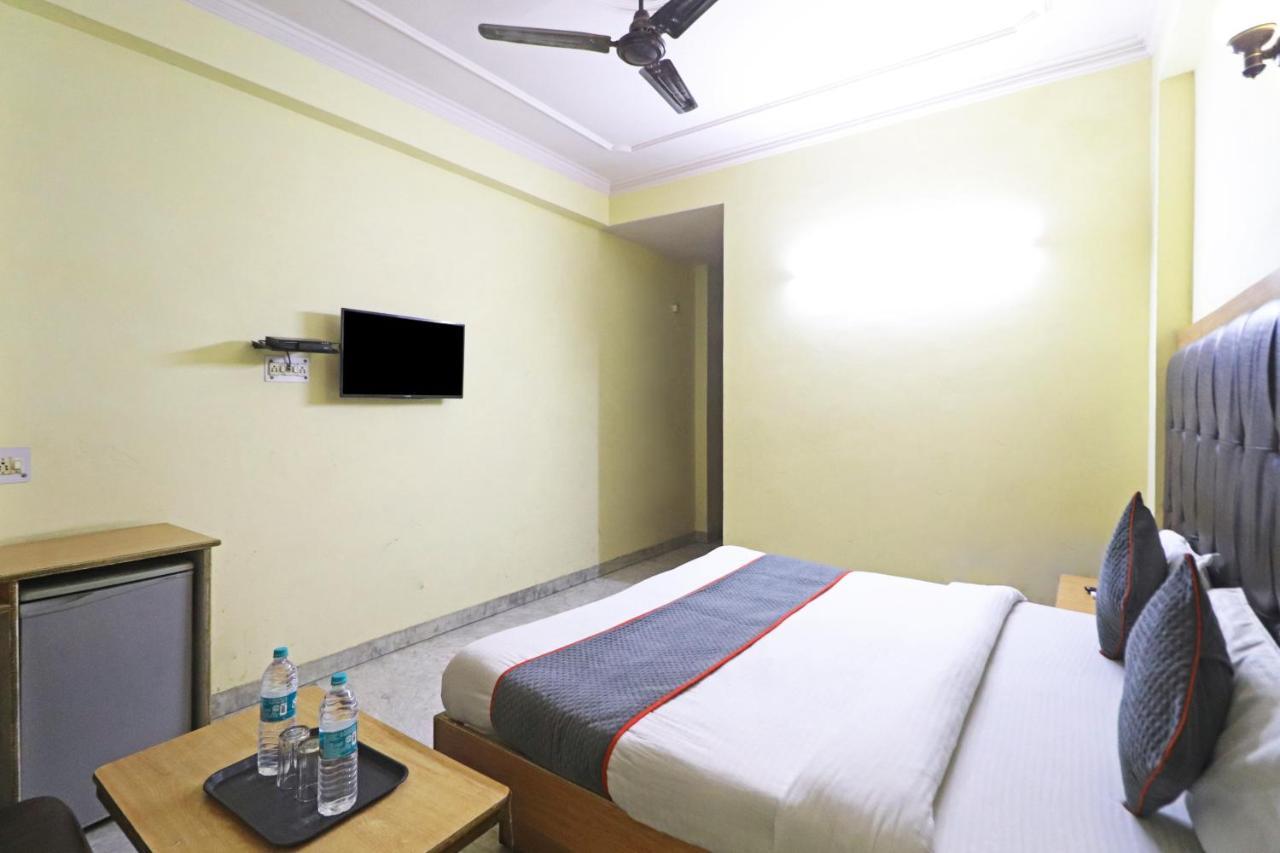 Silver Shine New Delhi - Comfort Stay Екстериор снимка