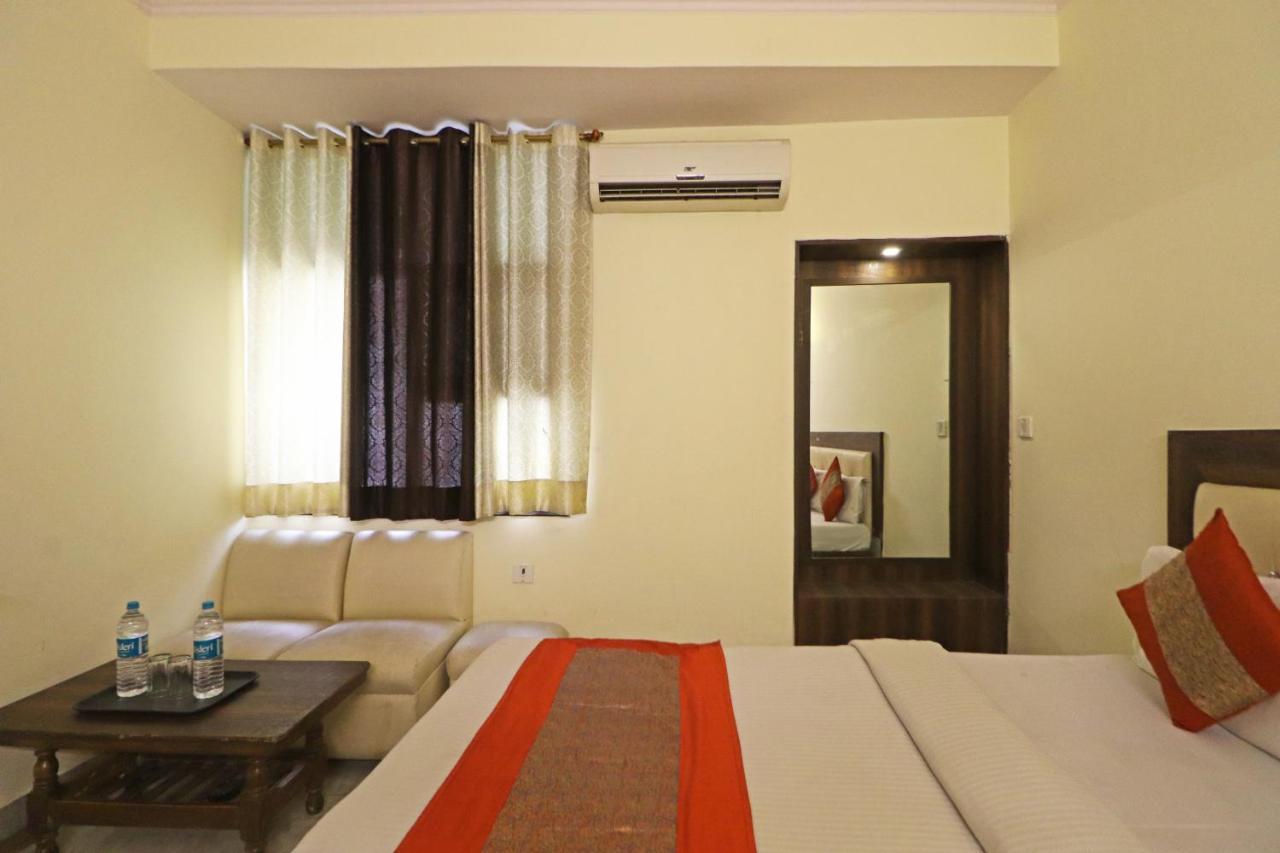 Silver Shine New Delhi - Comfort Stay Екстериор снимка
